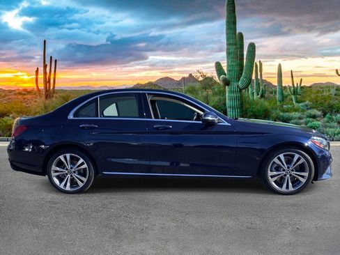 Used 2019 Mercedes-Benz C 300 Sedan image 2