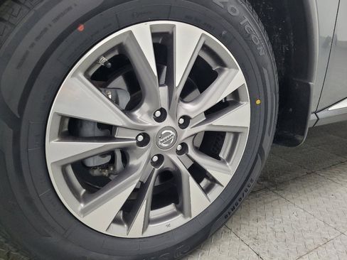 Used 2017 Nissan Murano S image 31