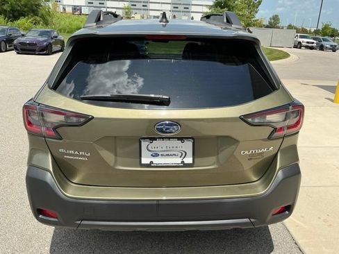 Certified 2024 Subaru Outback Premium AWD/4WD image 4