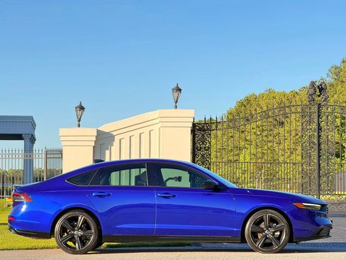 Used 2023 Honda Accord Sport image 6