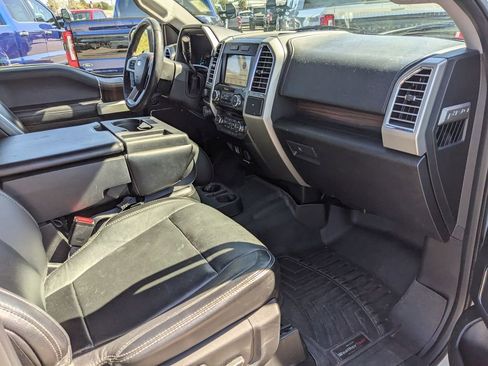 Used 2016 Ford F150 Lariat w/ Trailer Tow Package image 16