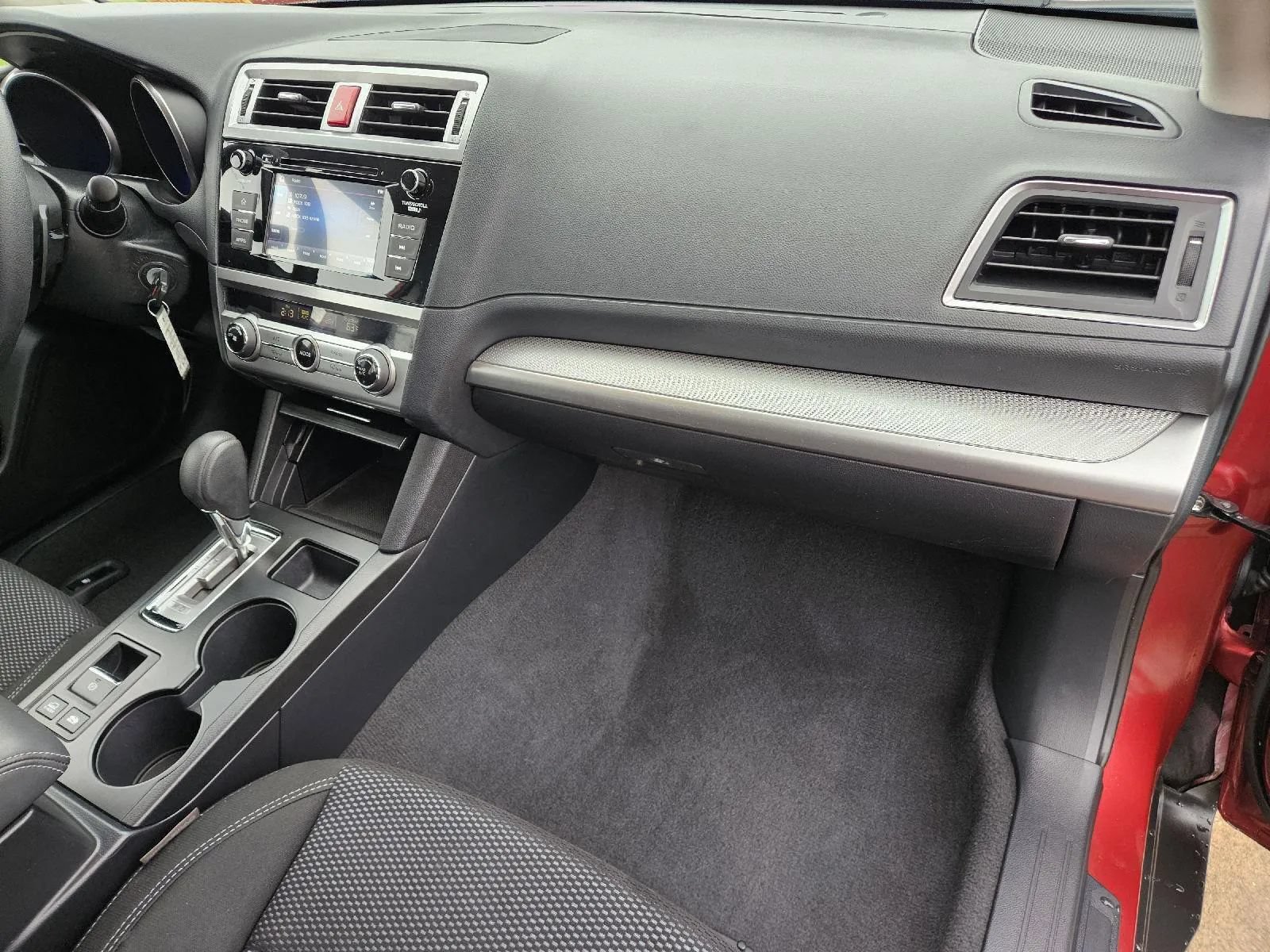 Used 2019 Subaru Outback 2.5i AWD/4WD image 17