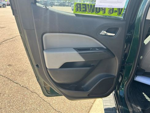 Used 2015 Chevrolet Colorado LT w/ LT Convenience Package AWD/4WD image 13