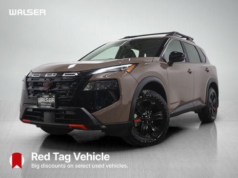 Used 2025 Nissan Rogue SV w/ Rock Creek Premium Package AWD/4WD image 1