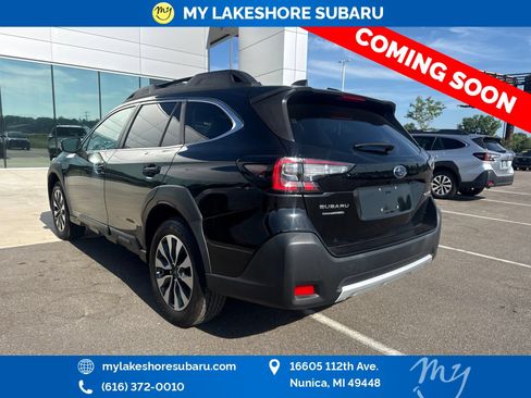 Used 2024 Subaru Outback Limited AWD/4WD image 4