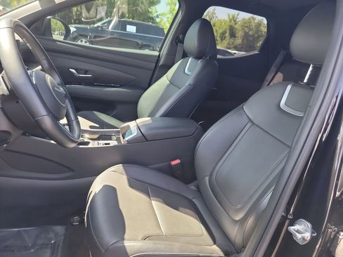 Used 2025 Hyundai Santa Cruz Limited AWD/4WD image 16