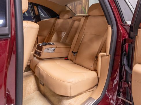 Used 2011 Rolls-Royce Ghost RWD image 10