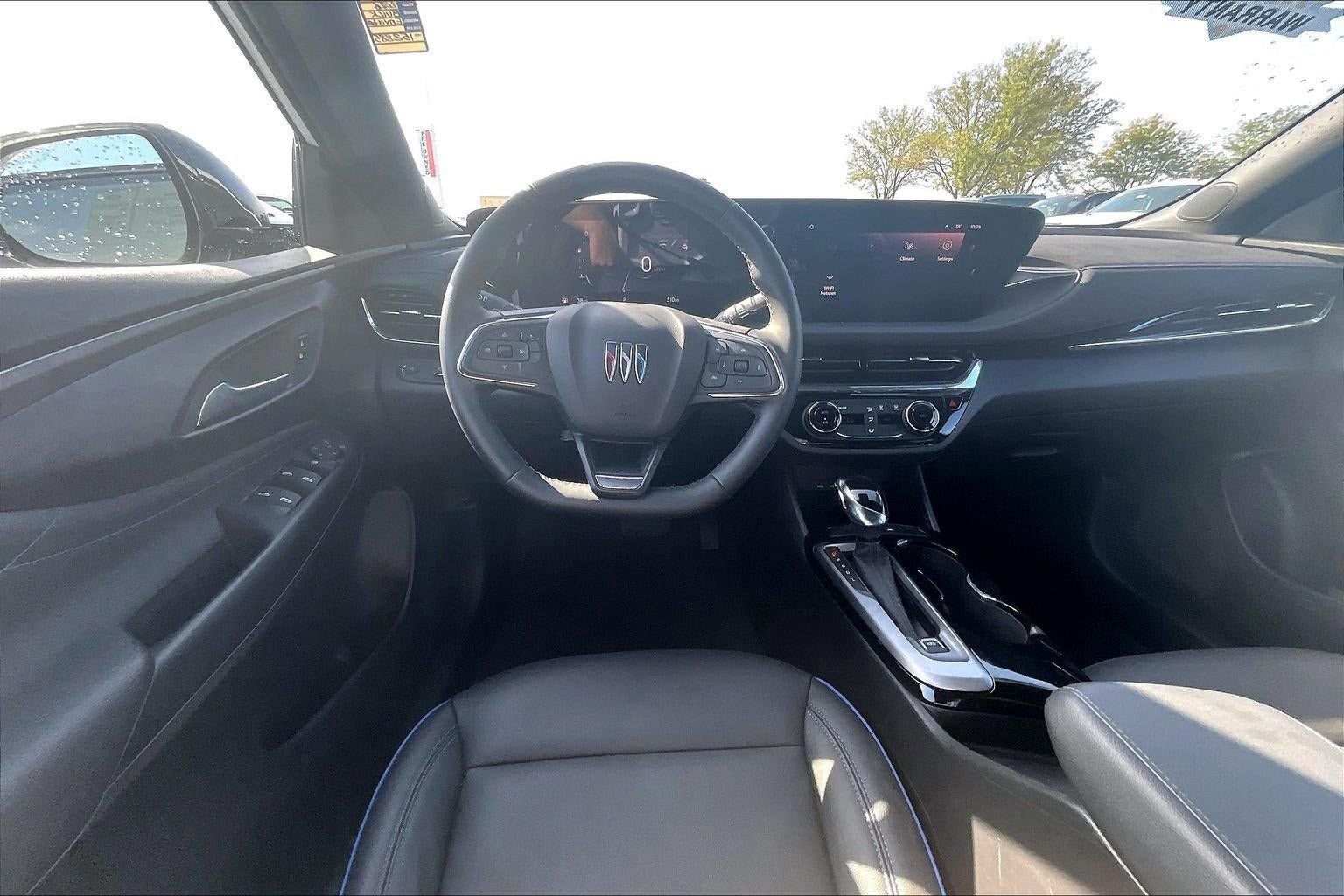 Used 2026 Buick Envista Sport Touring w/ Advanced Safety Package FWD image 5