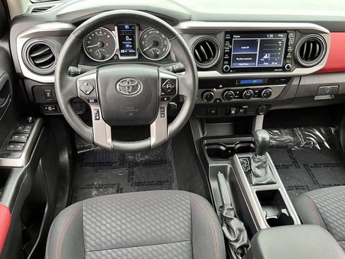 Used 2023 Toyota Tacoma SR5 AWD/4WD image 10
