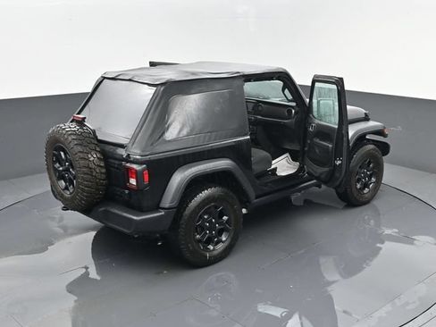 Used 2023 Jeep Wrangler Sport AWD/4WD image 25