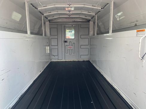 Used 2019 Chevrolet Express 3500 w/ Power Convenience Package RWD image 24