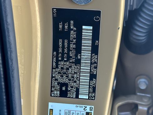 Used 2025 Toyota Land Cruiser image 27