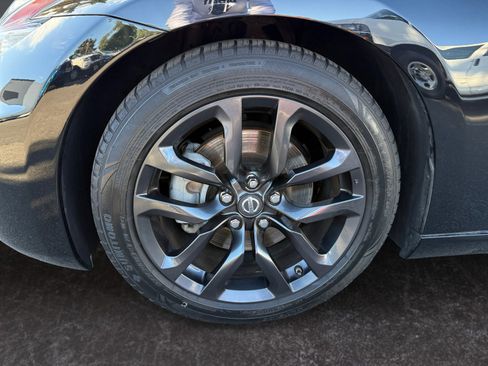 Used 2017 Nissan 370Z Coupe image 14