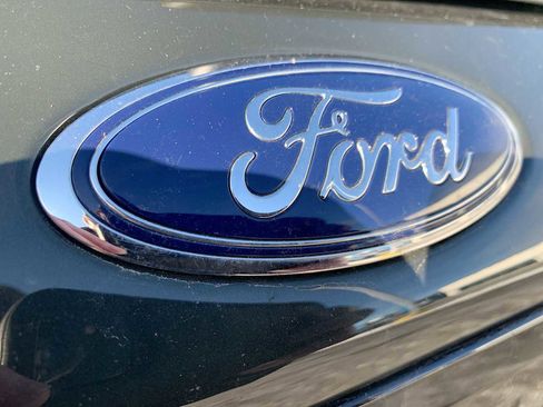 Used 2023 Ford Explorer ST-Line w/ Class IV Trailer Tow Package image 32