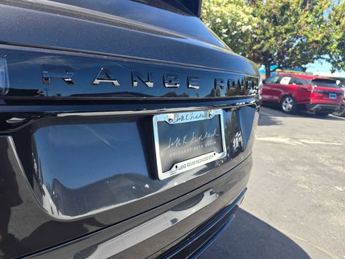 Certified 2025 Land Rover Range Rover Velar Dynamic SE image 16
