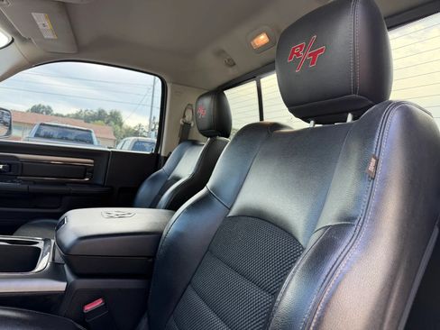 Used 2016 RAM 1500 Sport RWD image 14