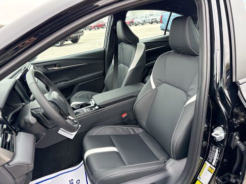 Certified 2026 Toyota Camry SE image 13