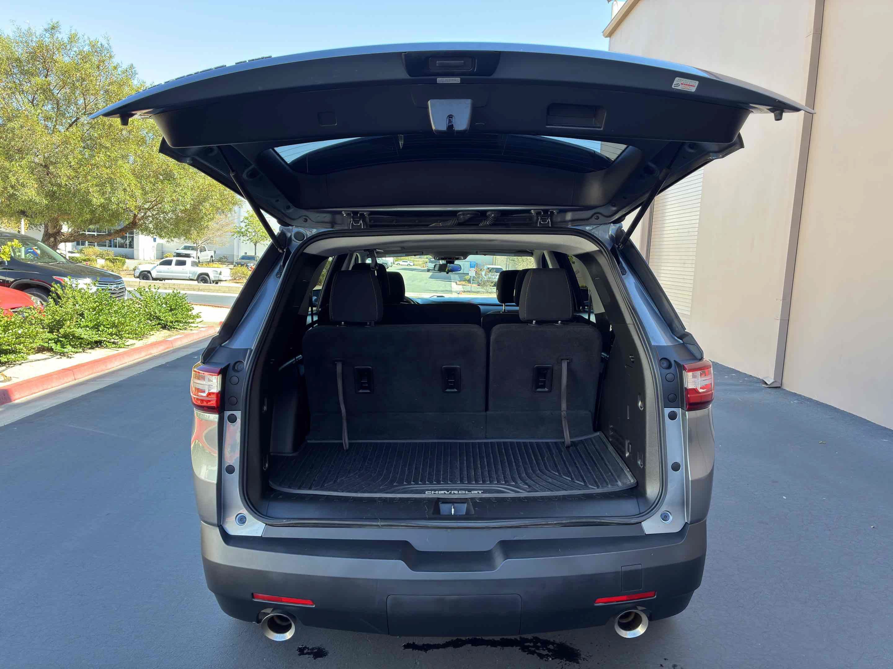 Used 2018 Chevrolet Traverse LS AWD/4WD image 59