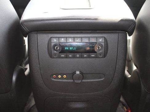 Used 2009 GMC Yukon SLT AWD/4WD image 26