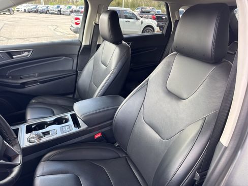 Certified 2021 Ford Edge Titanium w/ Equipment Group 301A AWD/4WD image 19