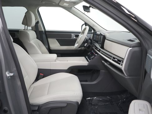 Used 2026 Hyundai Santa Fe SEL AWD/4WD image 11