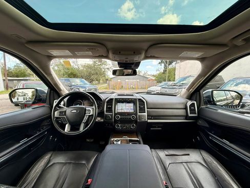 Used 2018 Ford Expedition Platinum AWD/4WD image 15