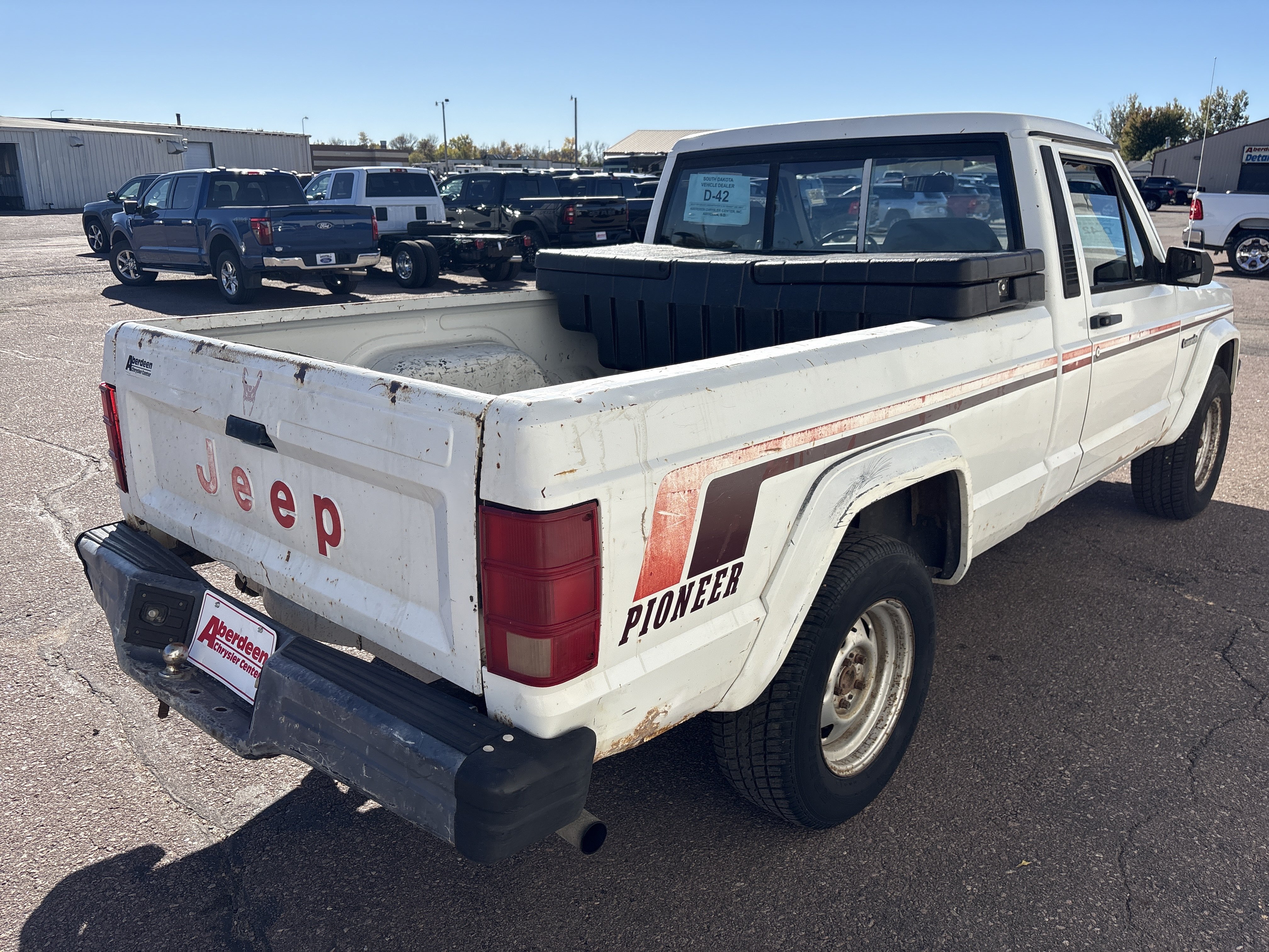 Used 1990 Jeep Comanche Pioneer RWD image 5