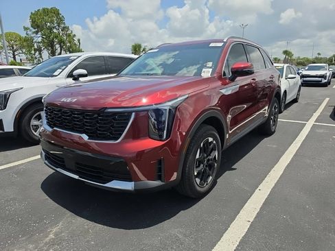 Certified 2025 Kia Sorento S AWD/4WD image 6