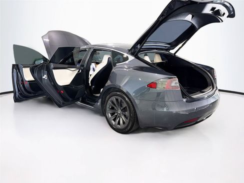 Used 2019 Tesla Model S 75D AWD/4WD image 37