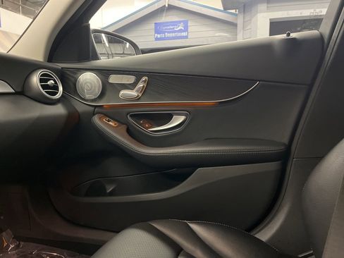 Used 2017 Mercedes-Benz C 300 4MATIC Sedan image 14