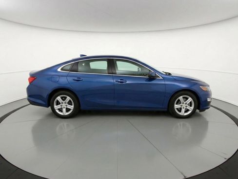 Used 2024 Chevrolet Malibu LT image 11