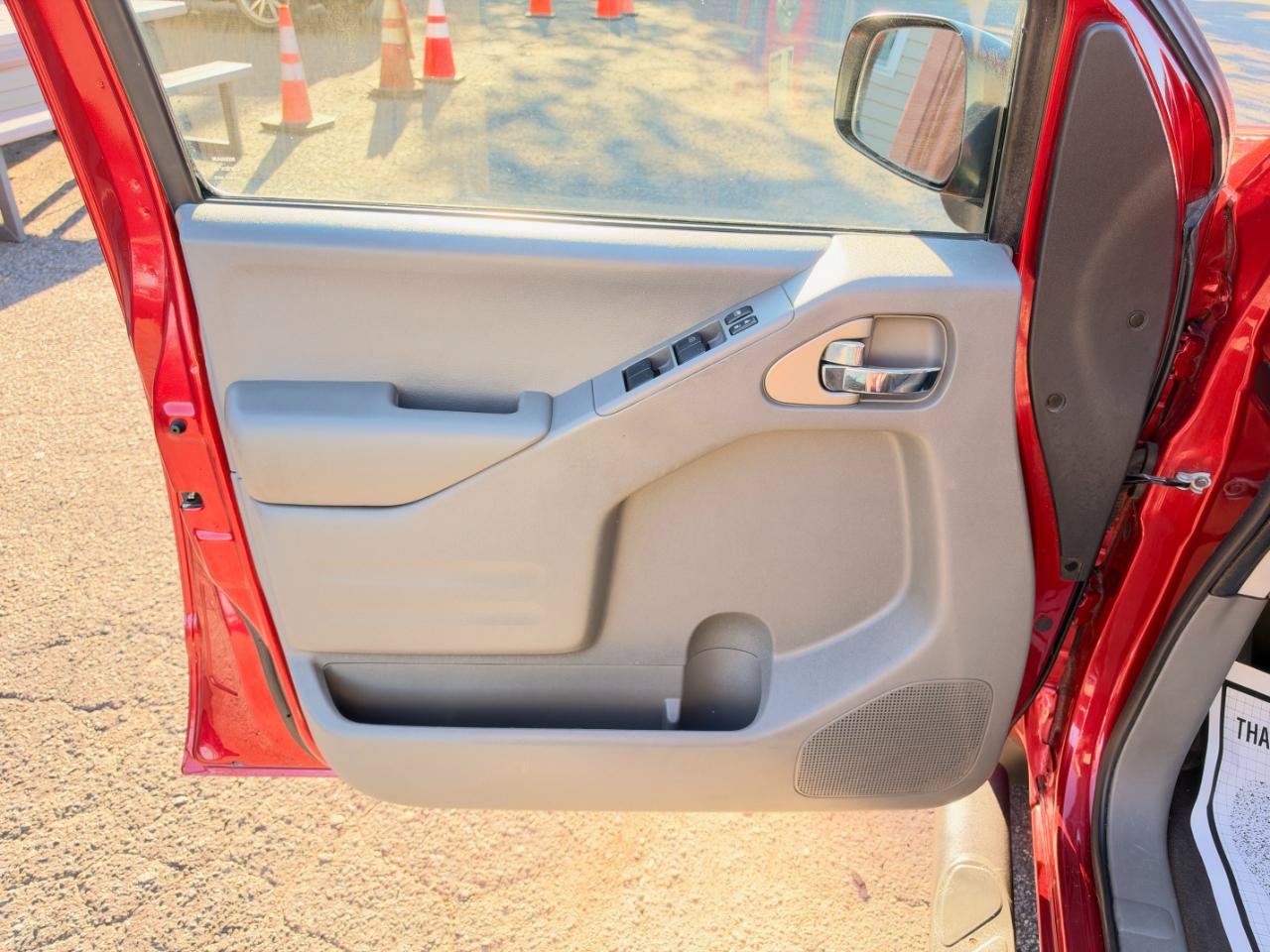 Used 2019 Nissan Frontier SV AWD/4WD image 15