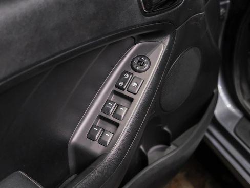 Used 2017 Kia Forte S FWD image 36