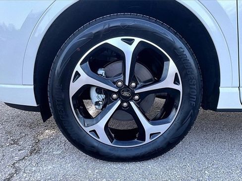 Used 2024 Ford Escape ST-Line Select w/ Tech Pack #2 image 8