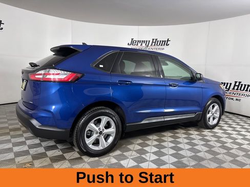 Used 2023 Ford Edge SE image 5