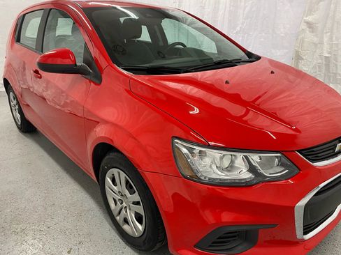 Used 2020 Chevrolet Sonic LT image 9