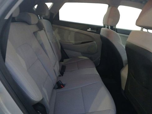 Used 2020 Hyundai Tucson SE w/ Cargo Package image 17