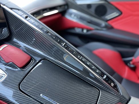 Used 2024 Chevrolet Corvette Z06 w/ Z07 Performance Package RWD image 37