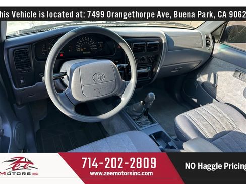 Used 2000 Toyota Tacoma Short Bed image 17