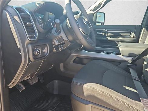 New 2026 RAM 3500 Big Horn AWD/4WD image 3