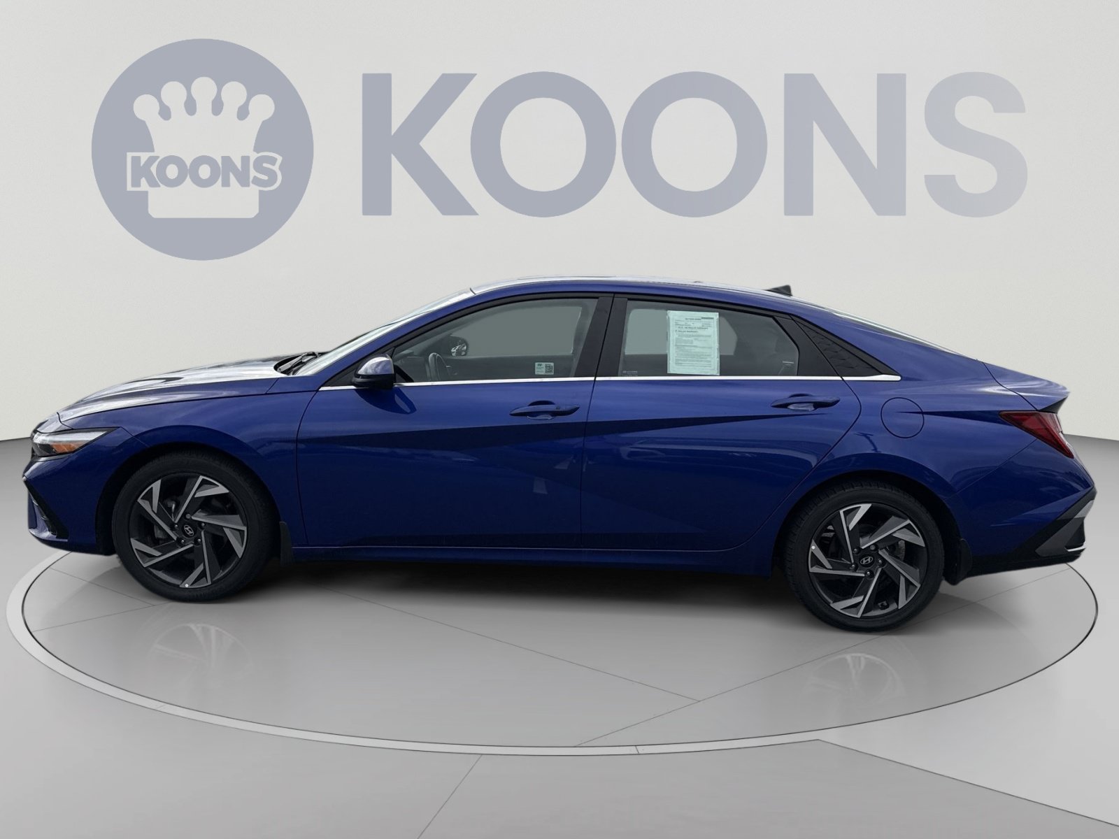 Used 2024 Hyundai Elantra SEL w/ Convenience Package FWD image 2