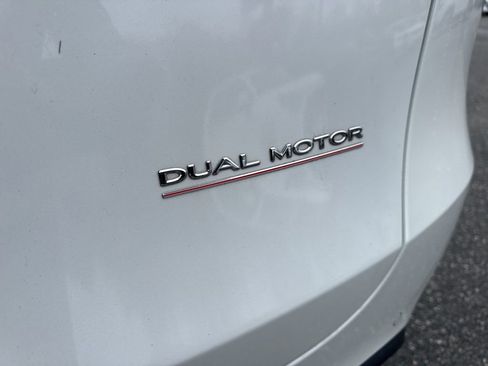 Used 2022 Tesla Model Y Performance image 33