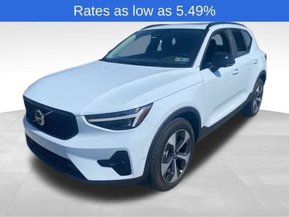 Used 2026 Volvo XC40 B5 Plus w/ Protection Package Premier