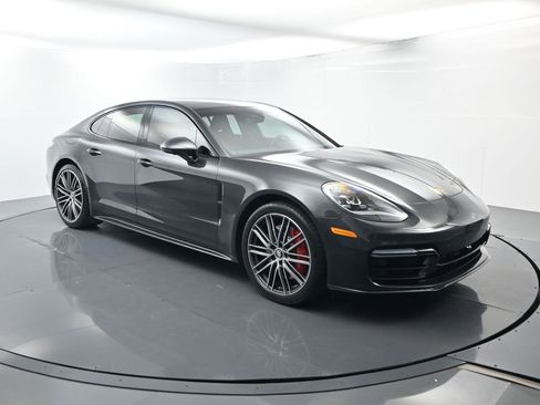 Used 2022 Porsche Panamera 4S image 17