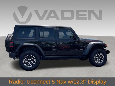 Used 2025 Jeep Wrangler Unlimited Rubicon w/ Convenience Group AWD/4WD image 23