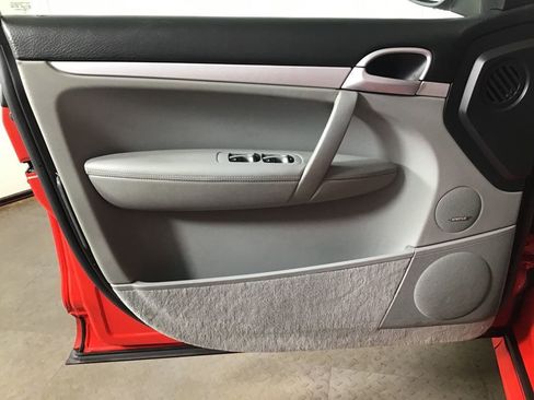 Used 2006 Porsche Cayenne S image 30