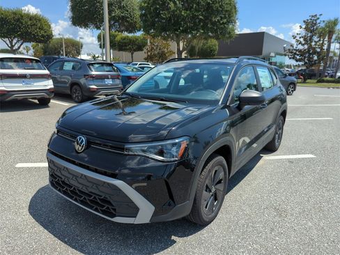 New 2025 Volkswagen Taos S image 10