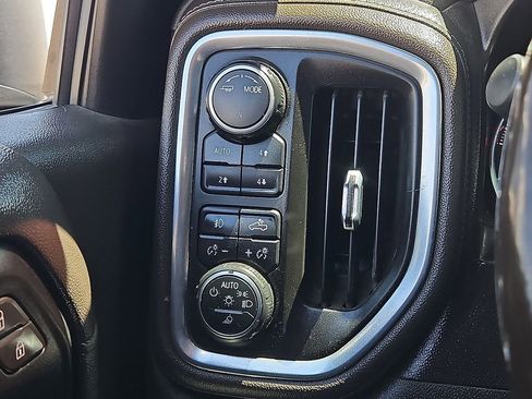 Used 2020 Chevrolet Silverado 1500 RST w/ Texas Edition AWD/4WD image 15