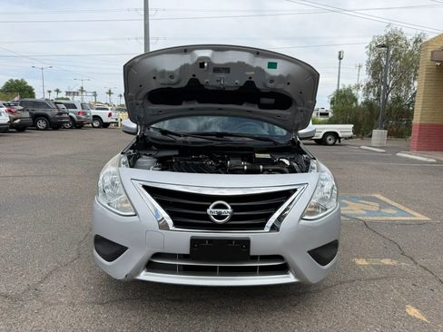 Used 2015 Nissan Versa SV FWD image 45