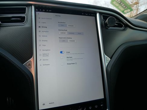 Used 2017 Tesla Model S 75D image 28